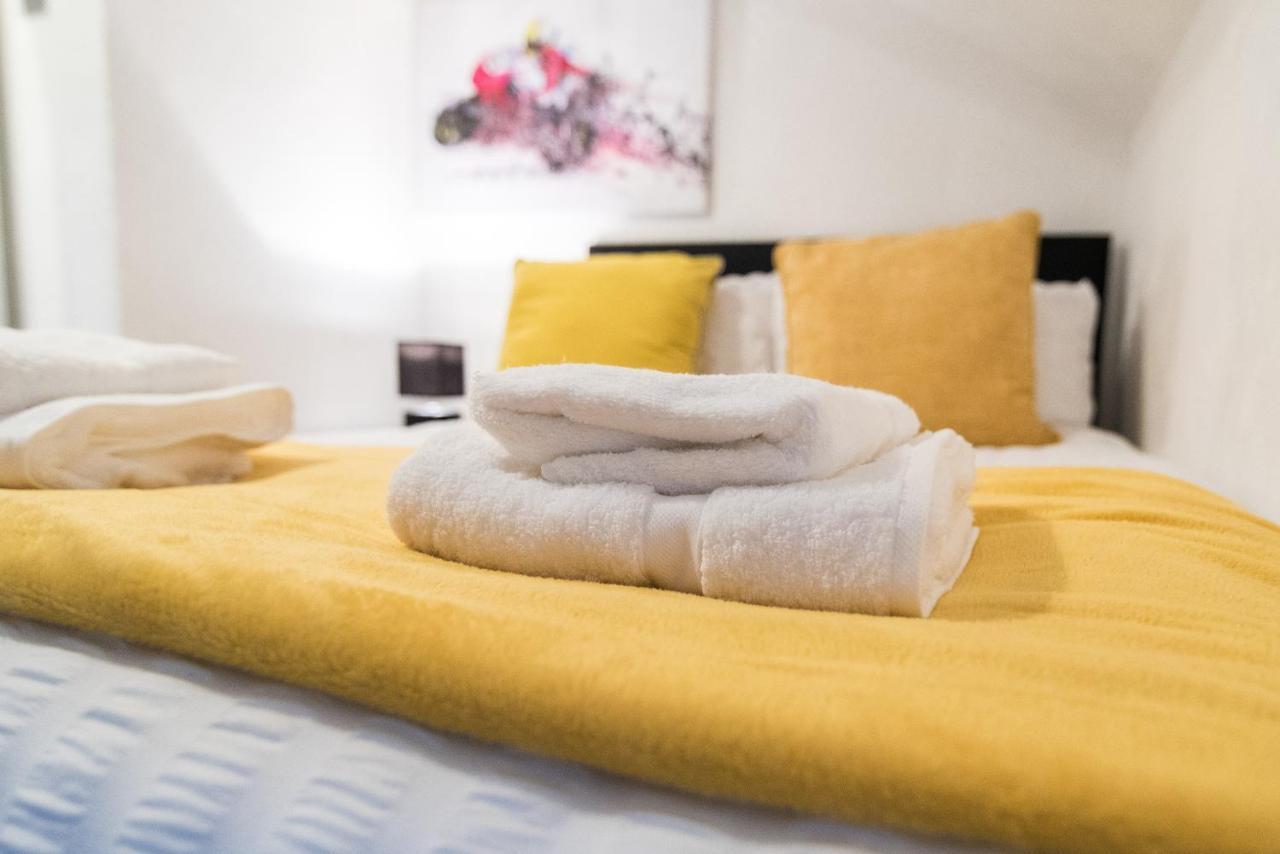 Dd Apartment 8 - Free Parking - Fast Wifi Castle Donington Bagian luar foto